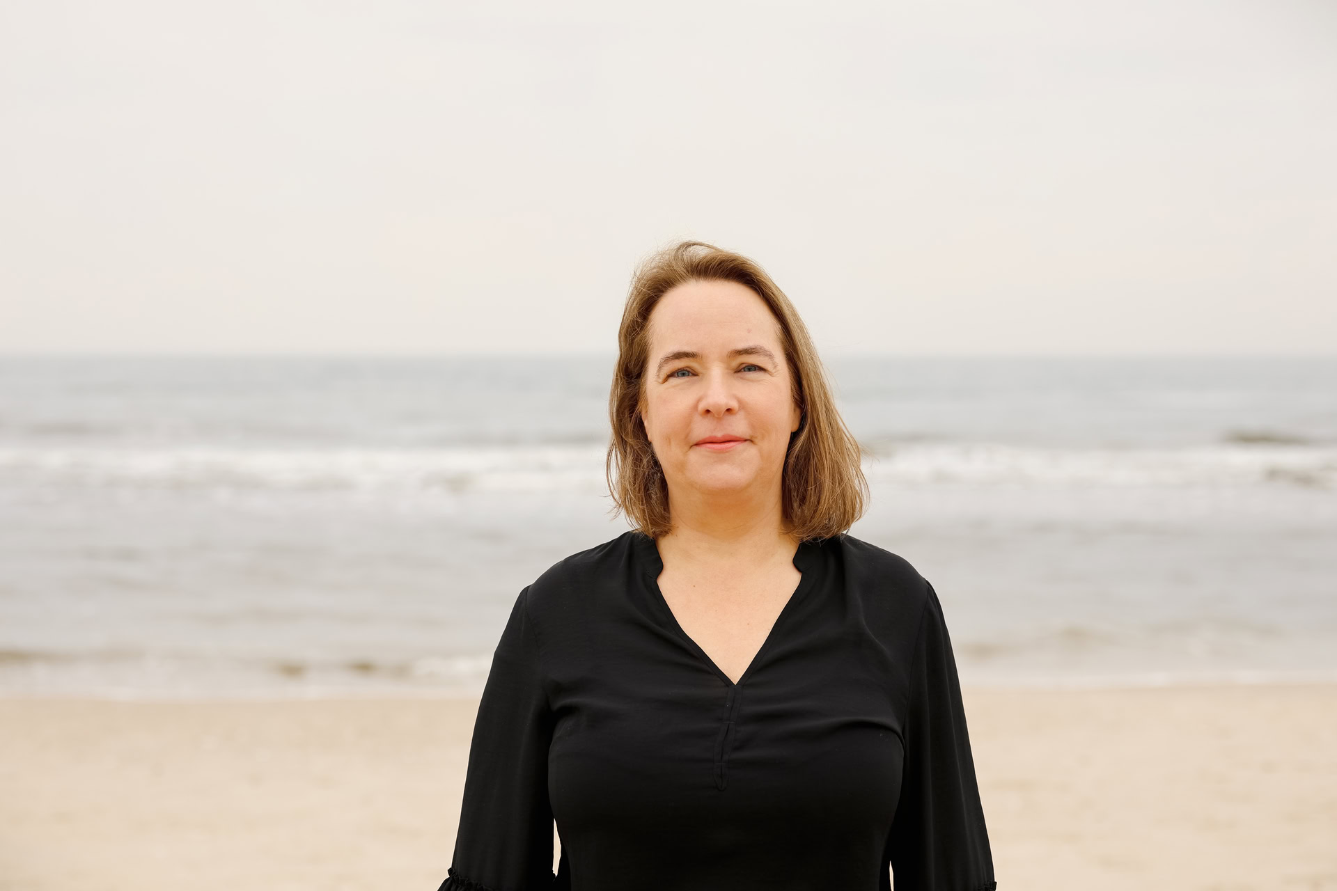 Constanze Lange am Meer_mittig_1920 x 1280 Constanze Lange am Meer